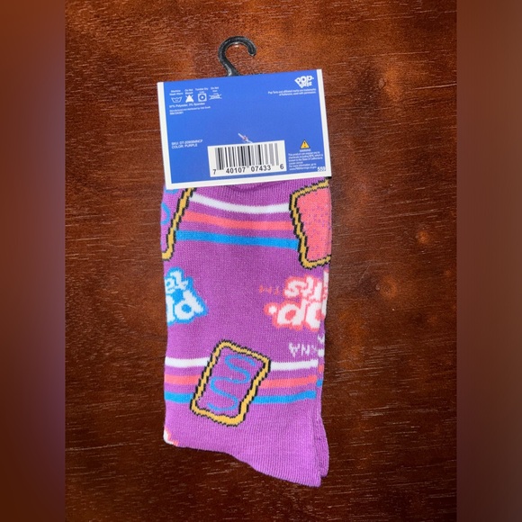 POP TARTS NOVELTY CREW SOCKS NWT MEN’S SHOE SIZE 6-12 - Picture 2 of 2
